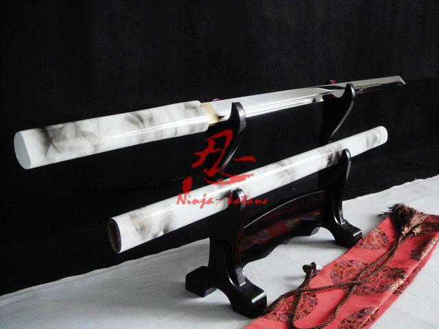 Handmade 9260 Spring Steel Blade Battle Ready White Black Ninja Sword