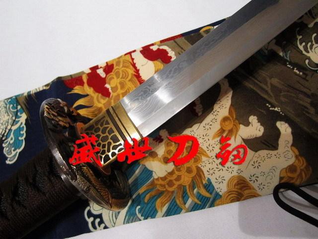 Handmade Japanese Samurai Functional Katana Sword Folded Steel Blade Eagle Tsuba